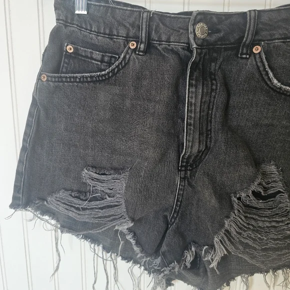 Garage Black Distressed Jean Shorts - Picture 3 of 5